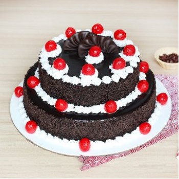 2 Tier Black Forest Cake 3 Kg